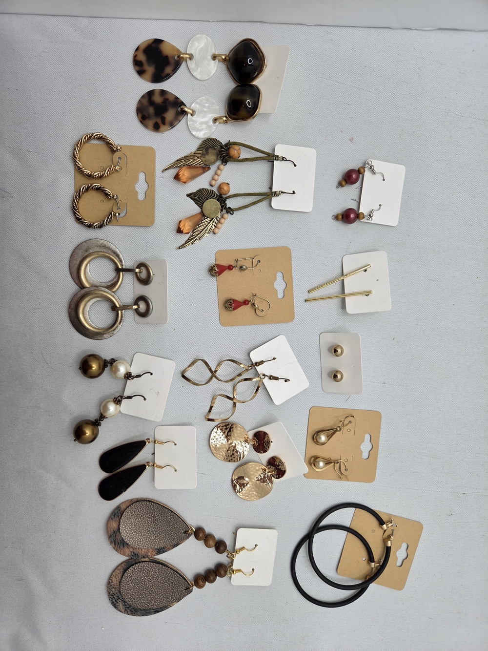 HUGE! 38pc Vintage To Now Jewelry Lot CHICO'S KENNETH LANE NRQ Necklace Earrings - Picture 11 of 16